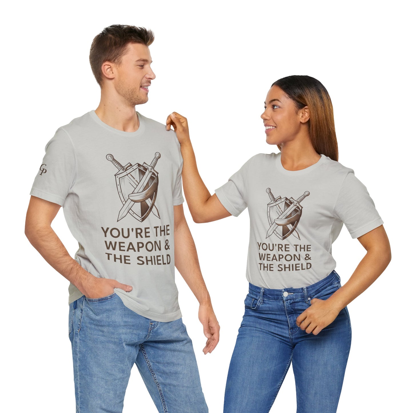 Camiseta unisex de empoderamiento "Eres el arma, el escudo"