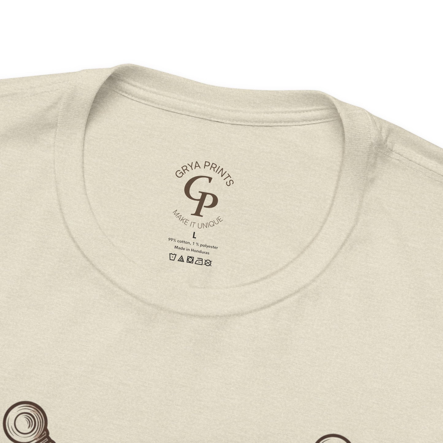 Camiseta unisex de empoderamiento "Eres el arma, el escudo"