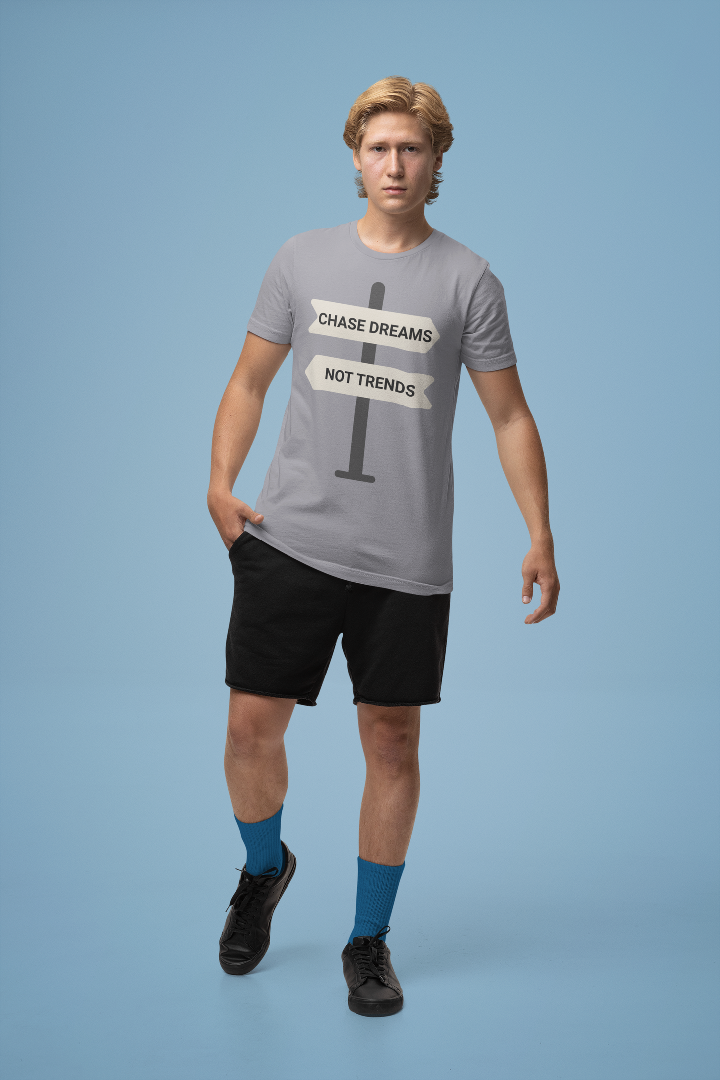 Camiseta motivacional unisex "Persigue sueños, no tendencias"
