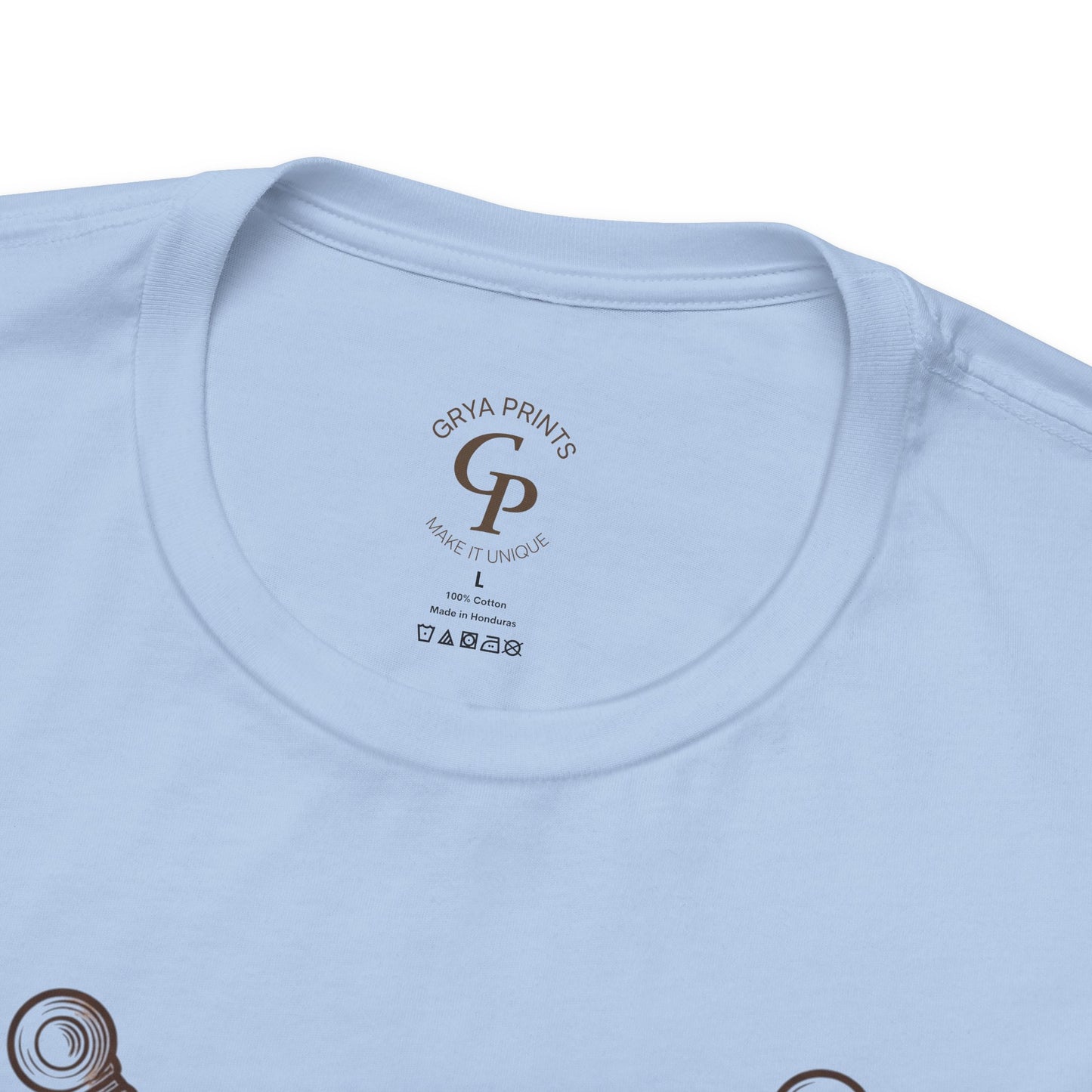 Camiseta unisex de empoderamiento "Eres el arma, el escudo"