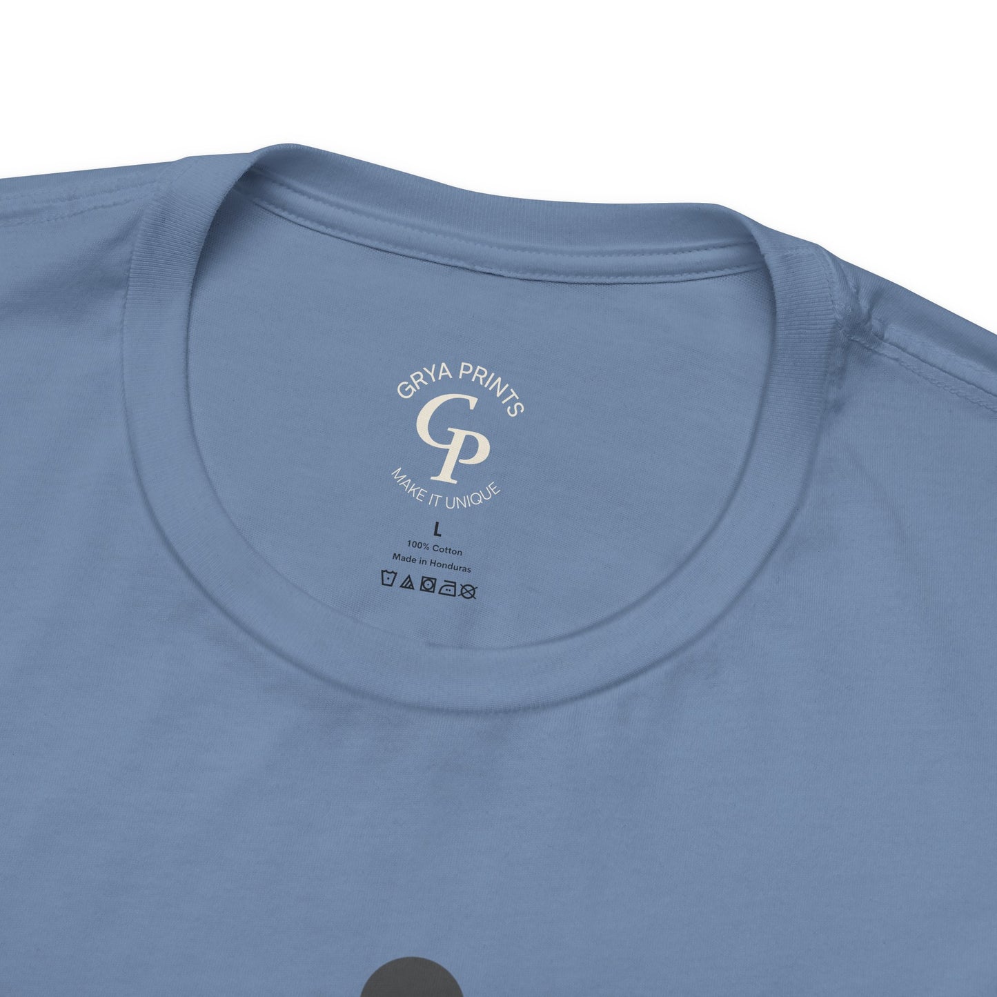 Camiseta motivacional unisex "Persigue sueños, no tendencias"