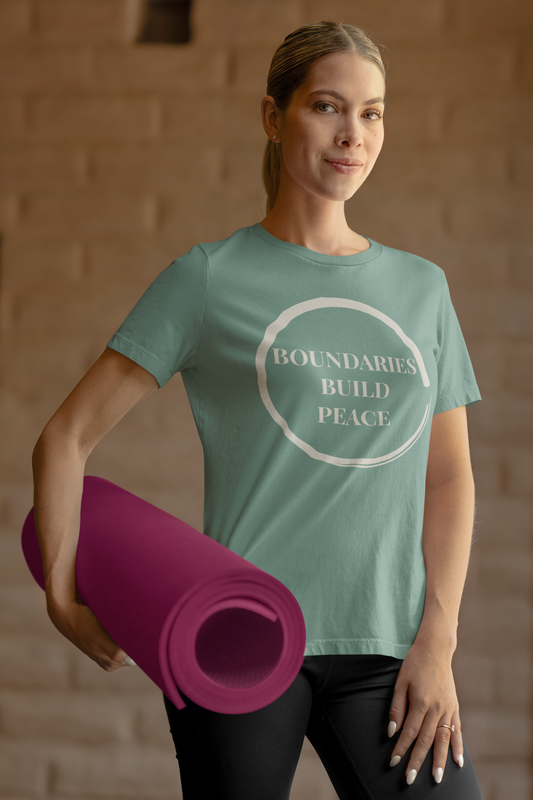 Camiseta unisex minimalista de mindfulness "Los límites construyen paz"