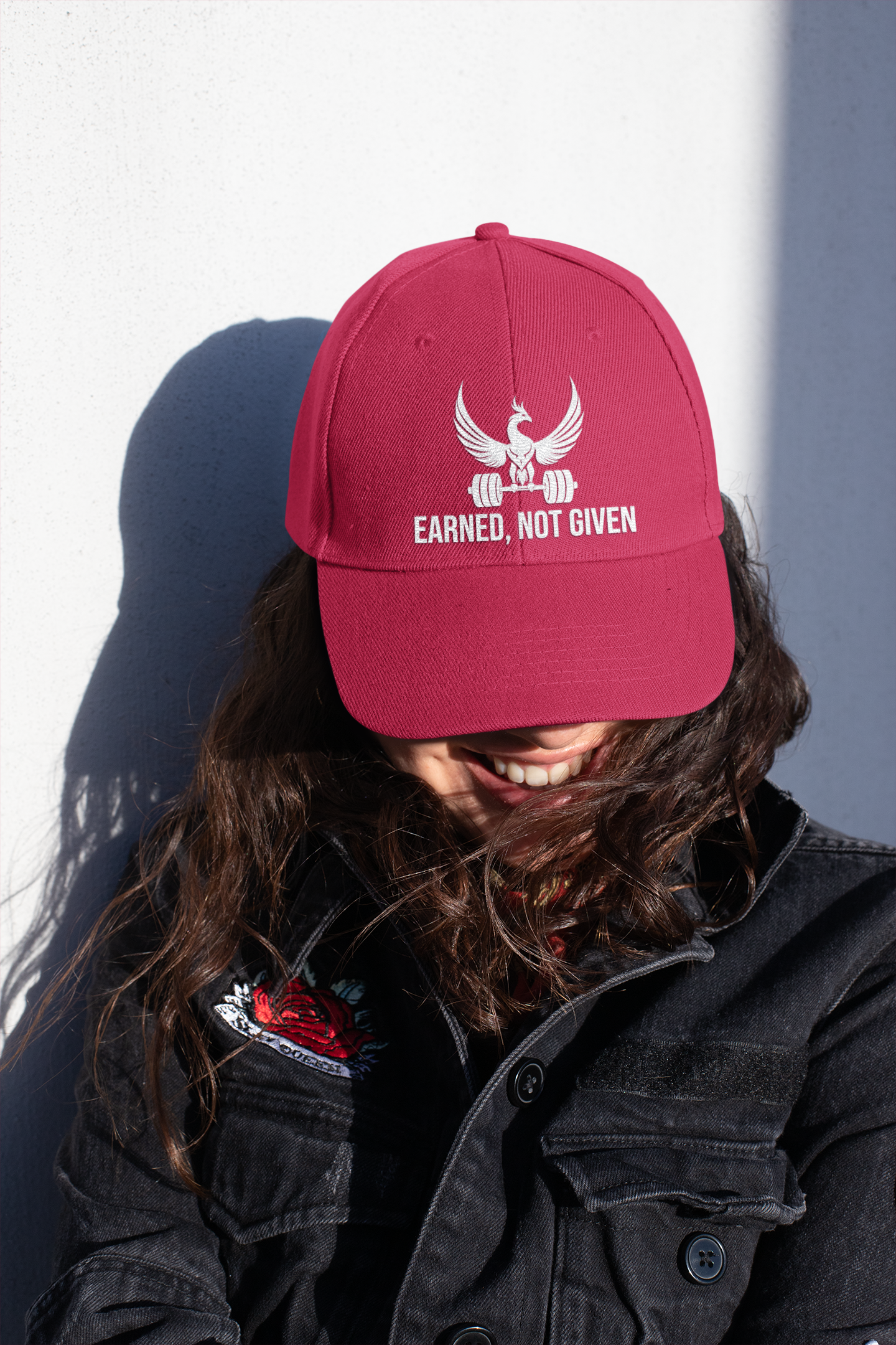 Gorra unisex bordada de algodón con mensaje "Earned Not Given Dad"